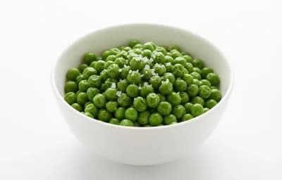 boiled salted frozen green peas