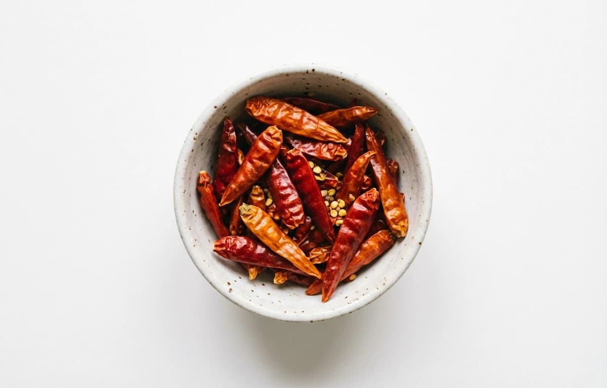 dried red chili pepper