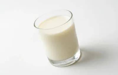 chilled full-fat milk