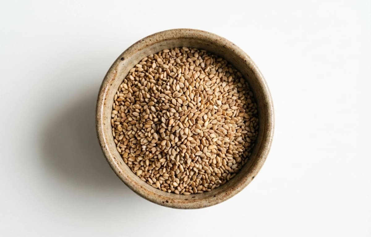 brown gingelly seeds