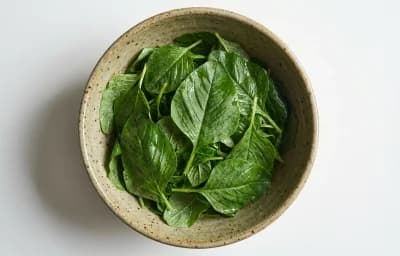 boiled unsalted amaranth leaves