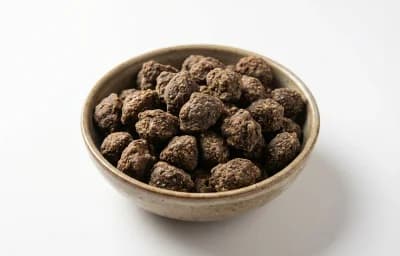 sun-dried black gram dumplings