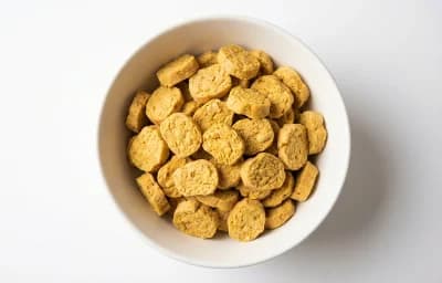 dried yellow lentil nuggets
