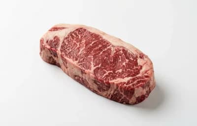 fast fried New Zealand striploin beef with separable lean and fat