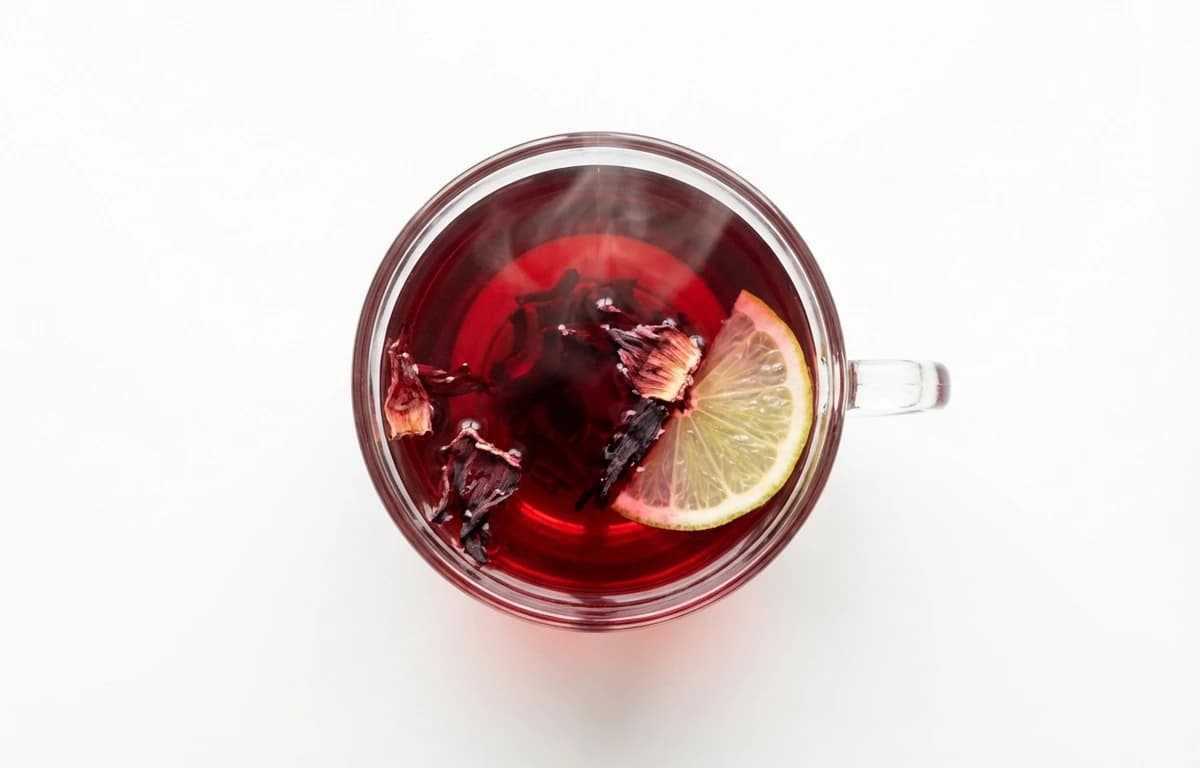 brewed hibiscus tea