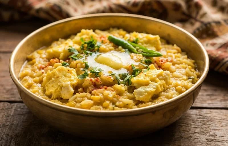 Anda Khichdi with Maharashtrian Kadhi - Recipe 1