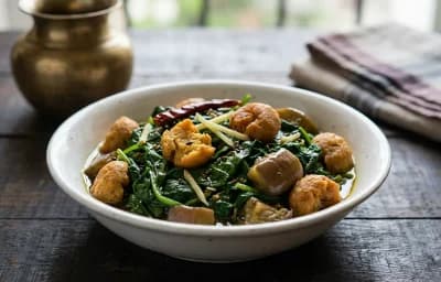 Bori Diye Palong Shaak