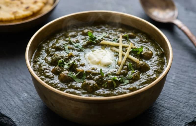 Chane ka Saag with Makki ki Roti - Recipe 1