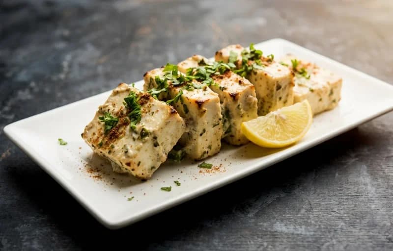 Mughlai Paneer Tikka, Khameeri Roti and Coriander Mint Chutney - Recipe 1