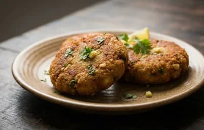 Singhare ke Atte ki Tikki