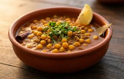 Ghugni with Mutton Keema