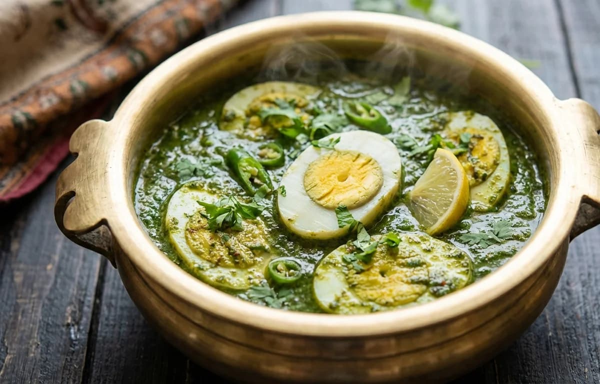 Green Masala Egg Curry