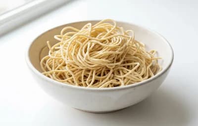 lo mein noodles