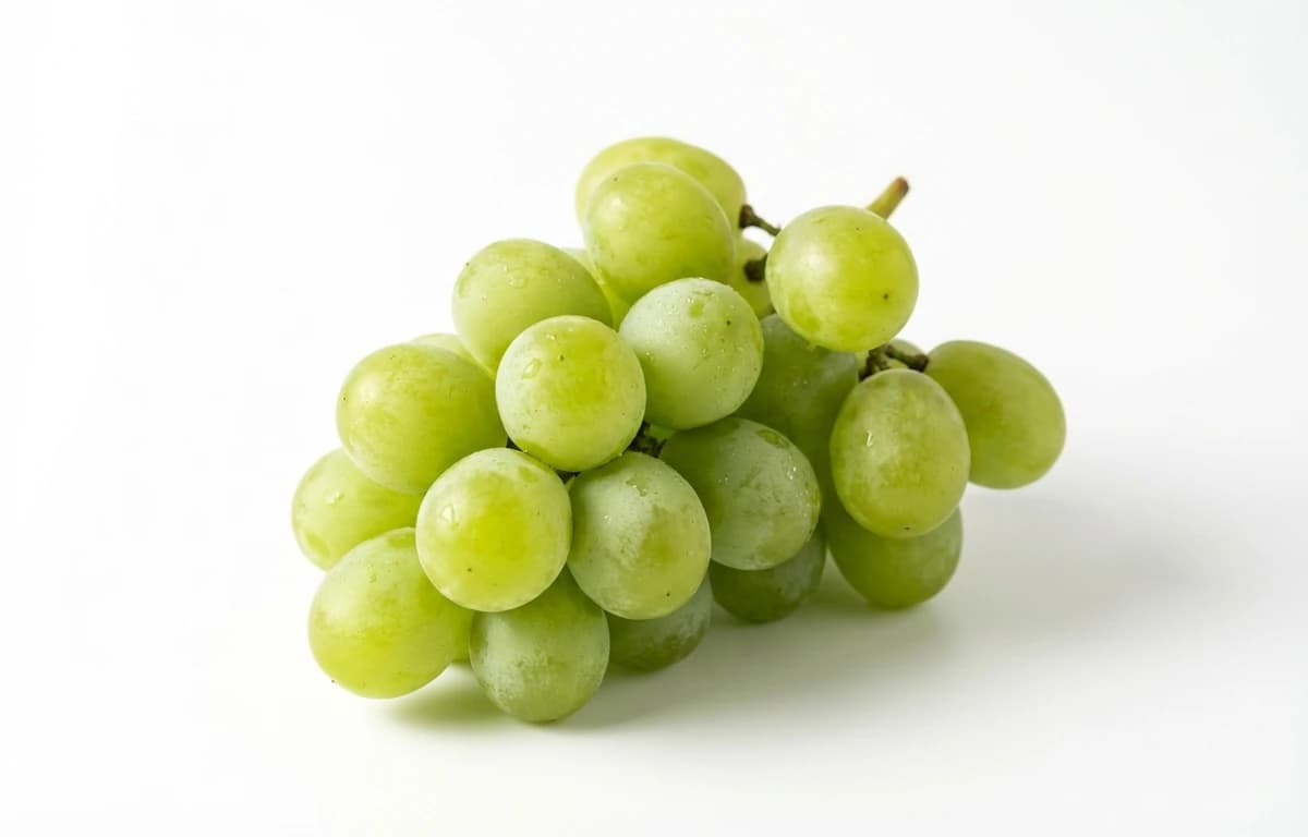 raw green seedless grapes