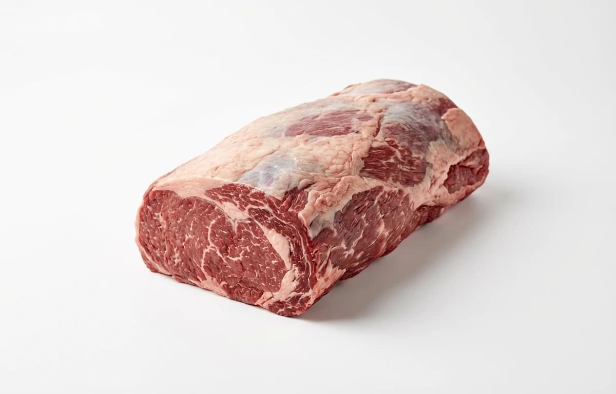 raw select beef tenderloin roast