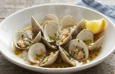 Steamed Clams with White Wine
