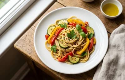 Pasta with Bell Peppers and Zucchini
